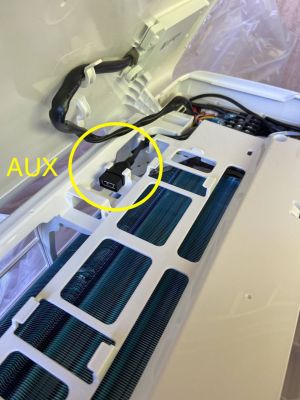AUX: USB разъем